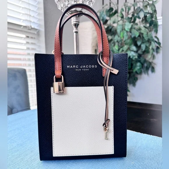 Marc Jacobs Mini Grind Colorblock Leather Tote Crossbody Bag. - Picture 3 of 11